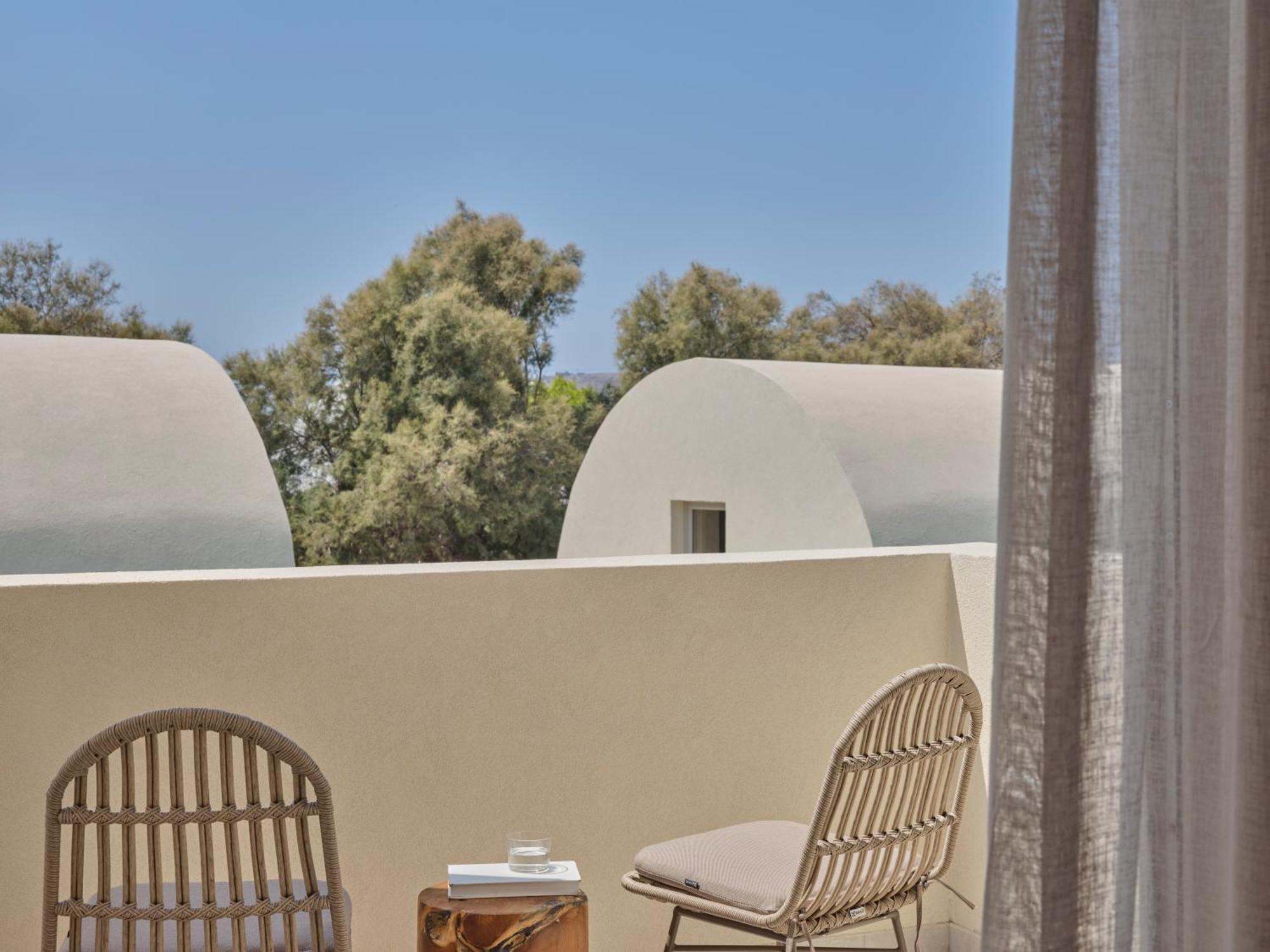 Heyday Luxury Suites Períssa Eksteriør bilde