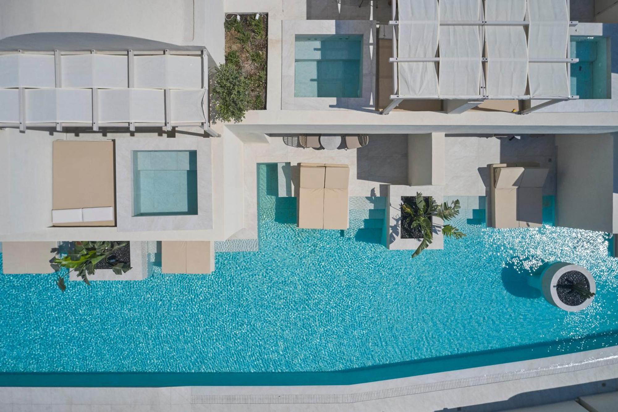 Heyday Luxury Suites Períssa Eksteriør bilde