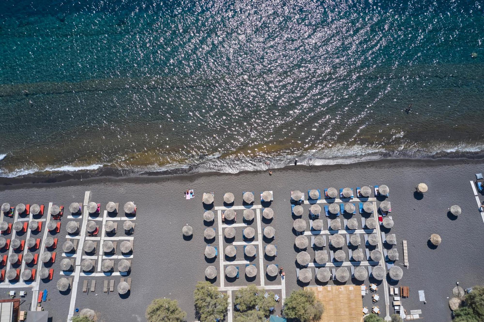 Heyday Luxury Suites Períssa Eksteriør bilde