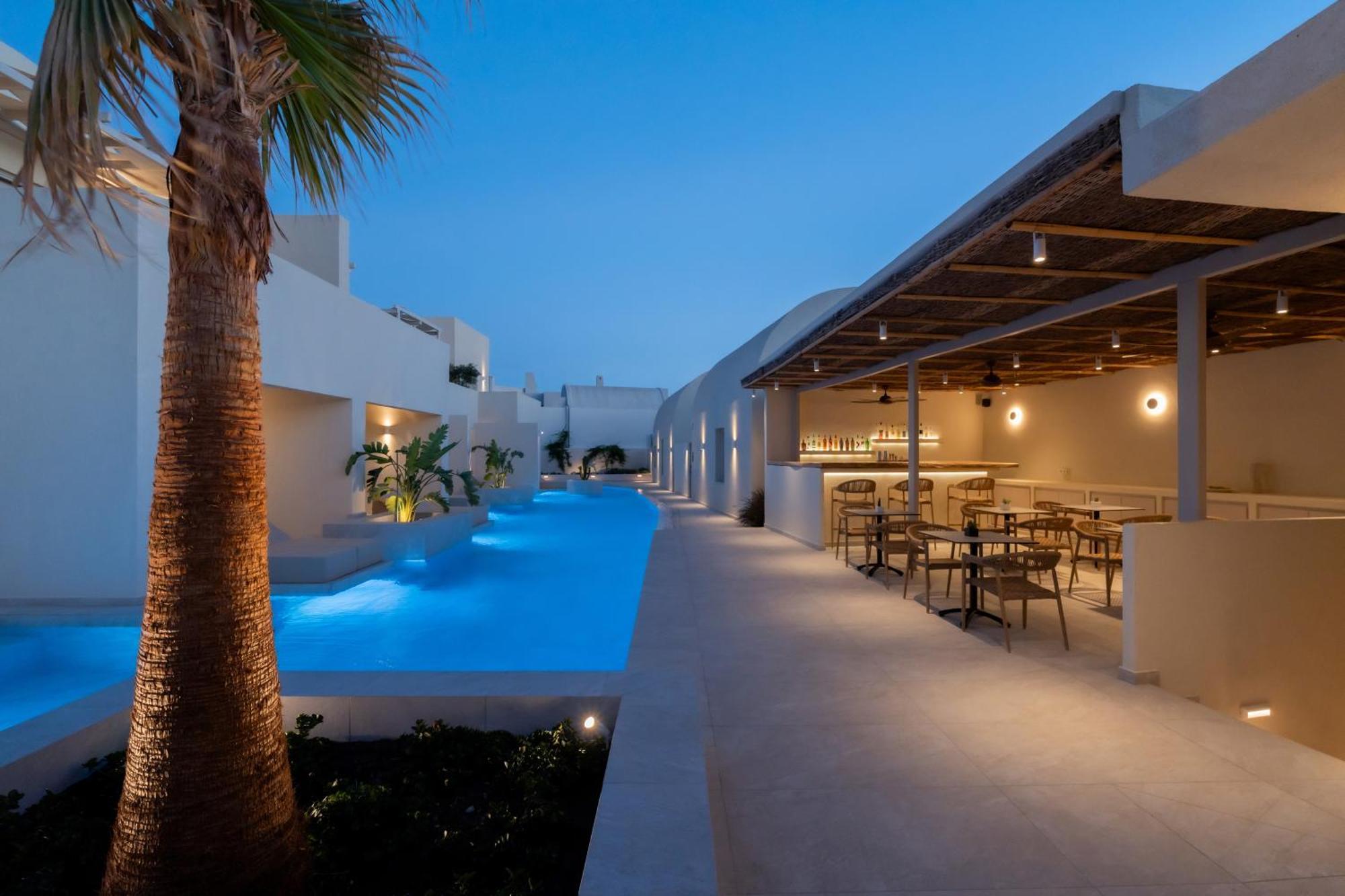 Heyday Luxury Suites Períssa Eksteriør bilde
