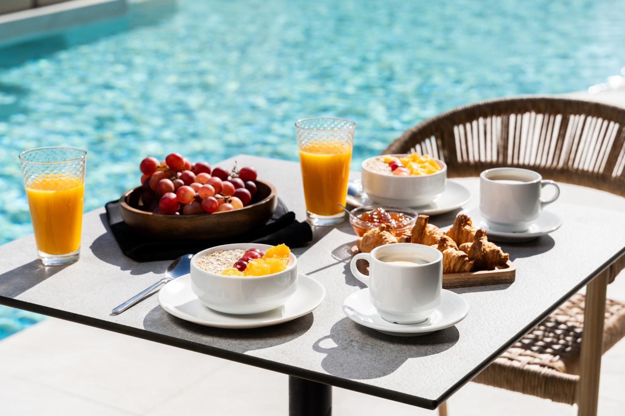 Heyday Luxury Suites Períssa Eksteriør bilde