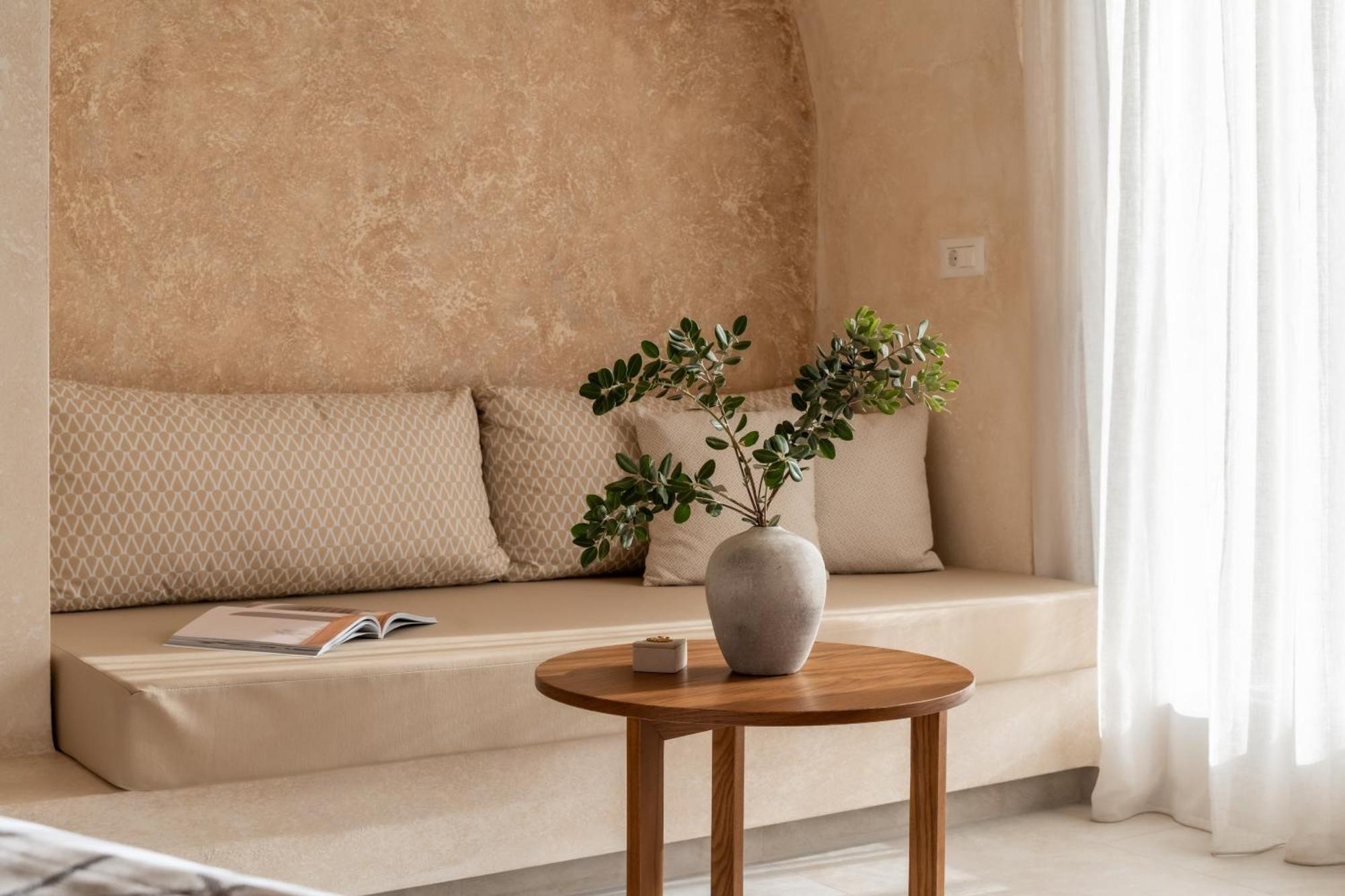 Heyday Luxury Suites Períssa Eksteriør bilde